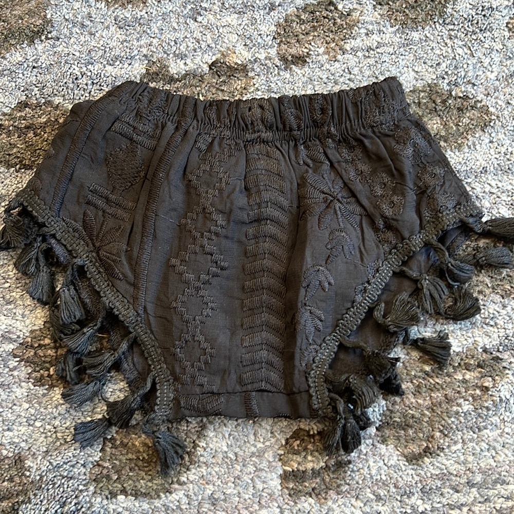 Black Fringe Short